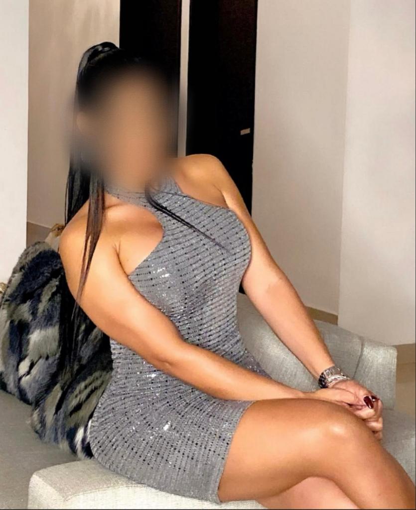 604189611: Chica busca chico en Cantabria