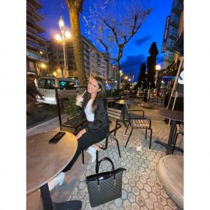 667592481: Transexual en Alicante