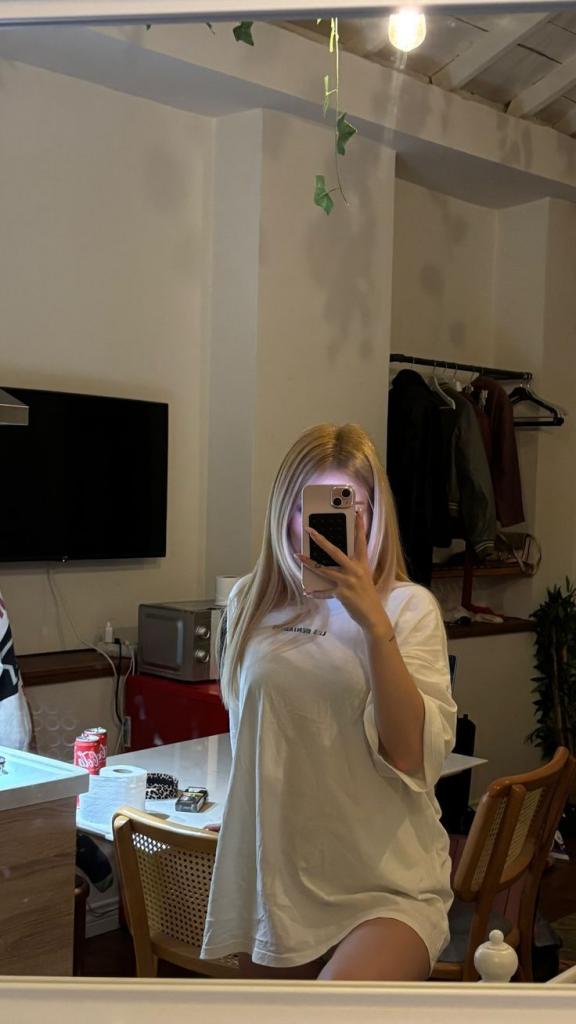 627972639: Chica busca chico en Asturias