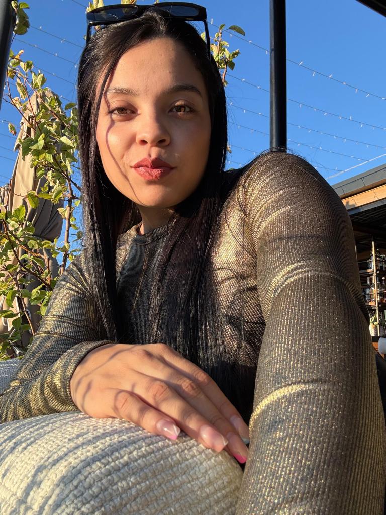 624434094: Chica busca chico en Zaragoza