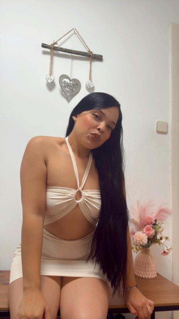624434094: Chica busca chico en Zaragoza