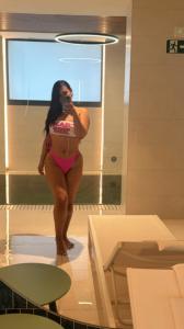 631968871: Chica busca chico en Navarra