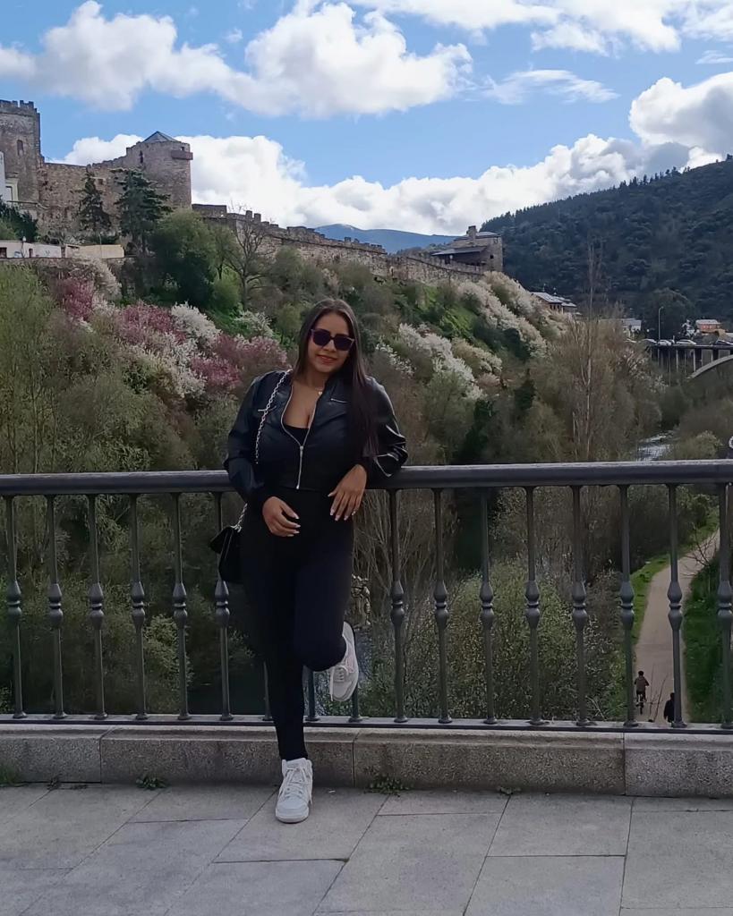 613208323: Chica busca chico en Salamanca