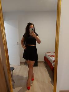 613734517: Chica busca chico en Madrid