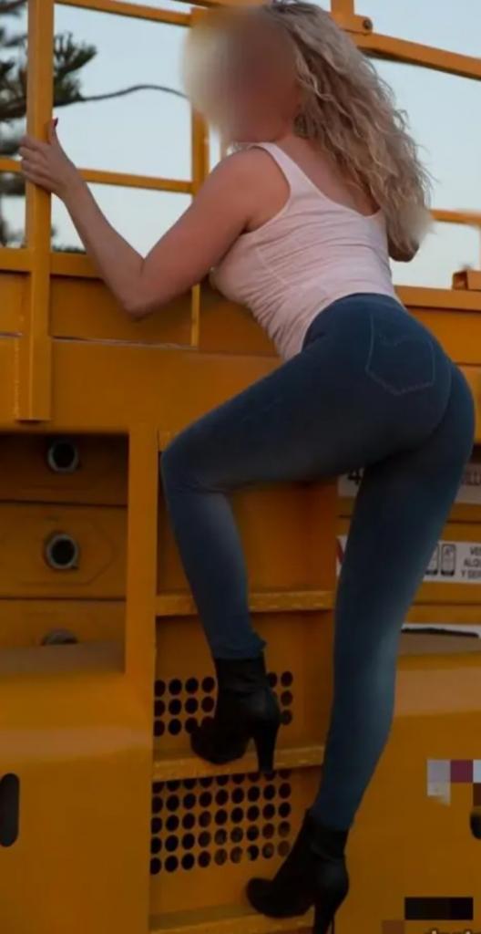 614963771: Chica busca chico en Murcia