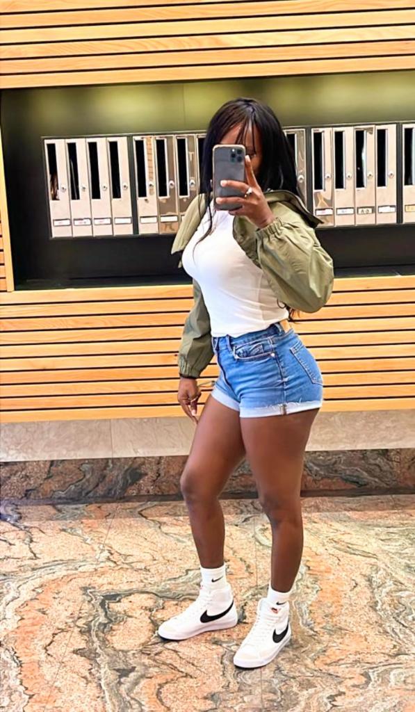 642956321: Chica busca chico en Orense