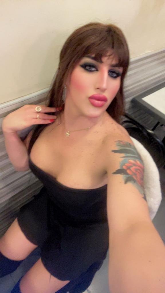 614772445: Transexual en Barcelona
