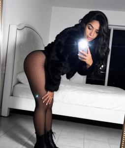 623153923: Chica busca chico en Mallorca