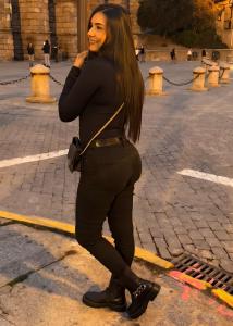 625496854: Chica busca chico en Madrid