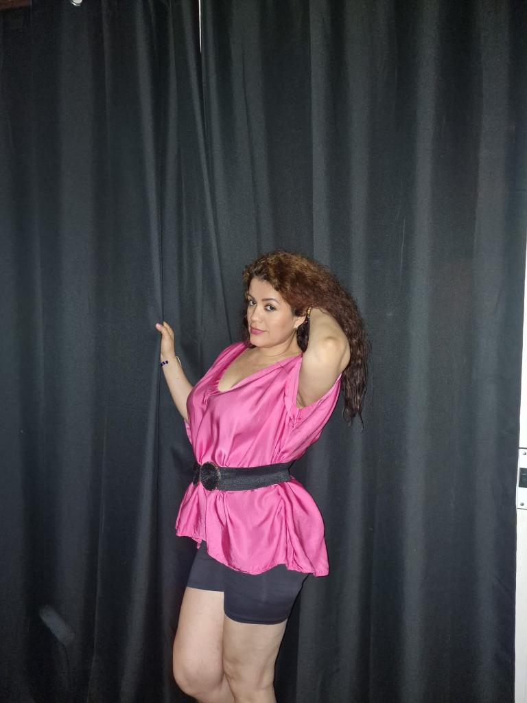 624717564: Chica busca chico en Tenerife