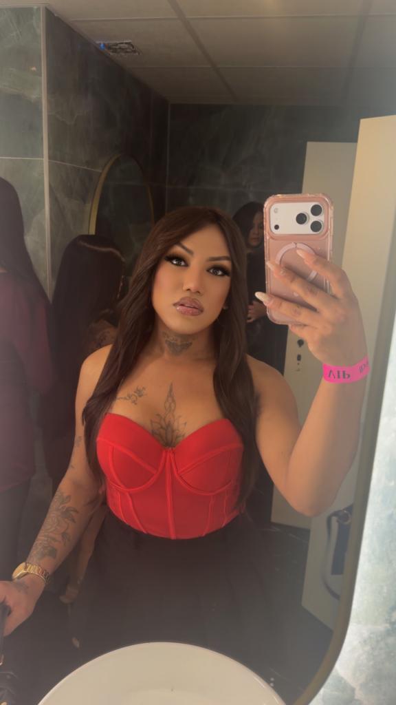 677048632: Travesti en Murcia