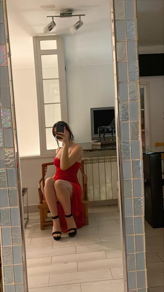 624591495: Chica busca chico en Madrid