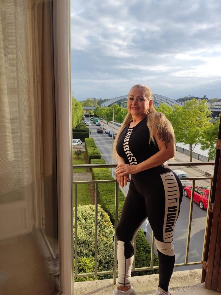 601854672: Chica busca chico en Murcia