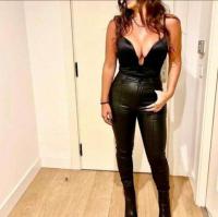 619554410: Chica busca chico en La Coruña