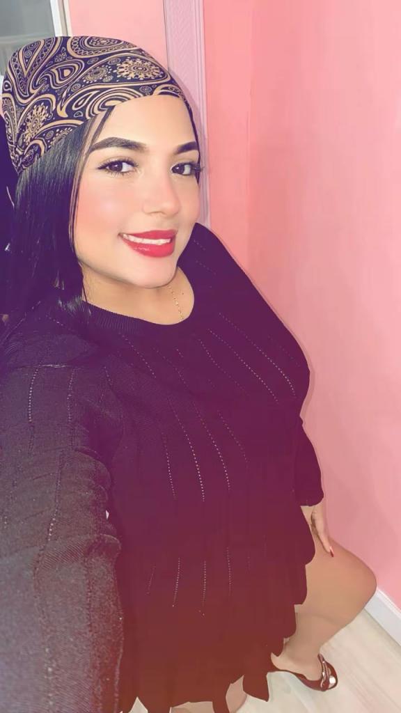 666365091: Chica busca chico en Barcelona