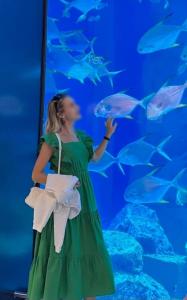 605076407: Chica busca chico en Málaga