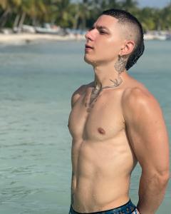 623121043: Chico busca chica en Guipúzcoa