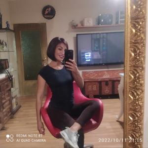 643109725: Chica busca chico en Madrid