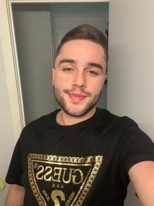 Chico busca chica en Málaga: 