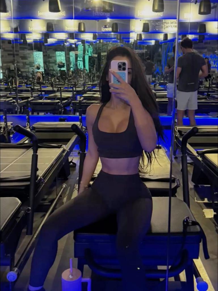 631843860: Chica busca chico en Mallorca