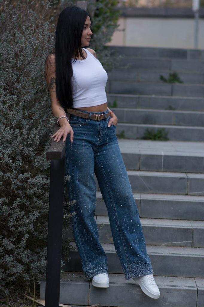 695526203: Chica busca chico en Valencia