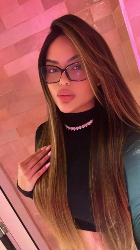 664764351: Chica busca chico en Alicante