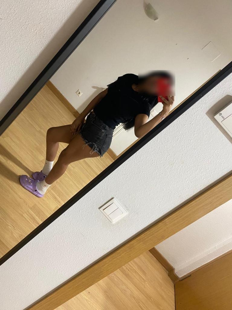 663944613: Chica busca chico en Castellón