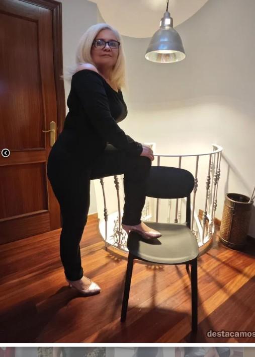 Chica busca chico en Orense: 