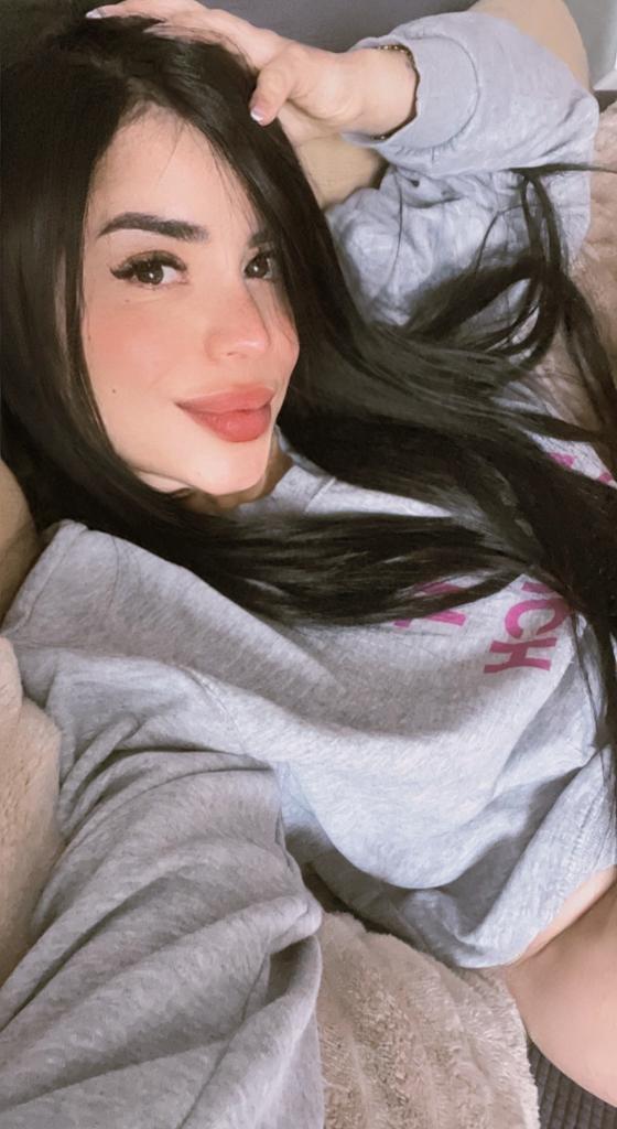 603987183: Chica busca chico en Cádiz