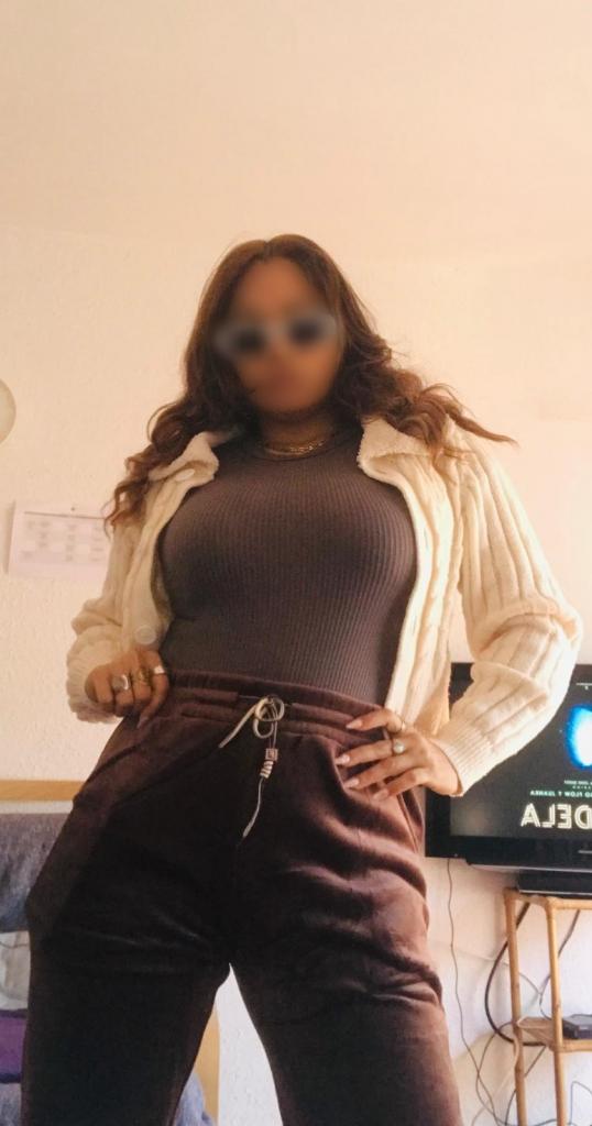 666610024: Chica busca chico en Murcia