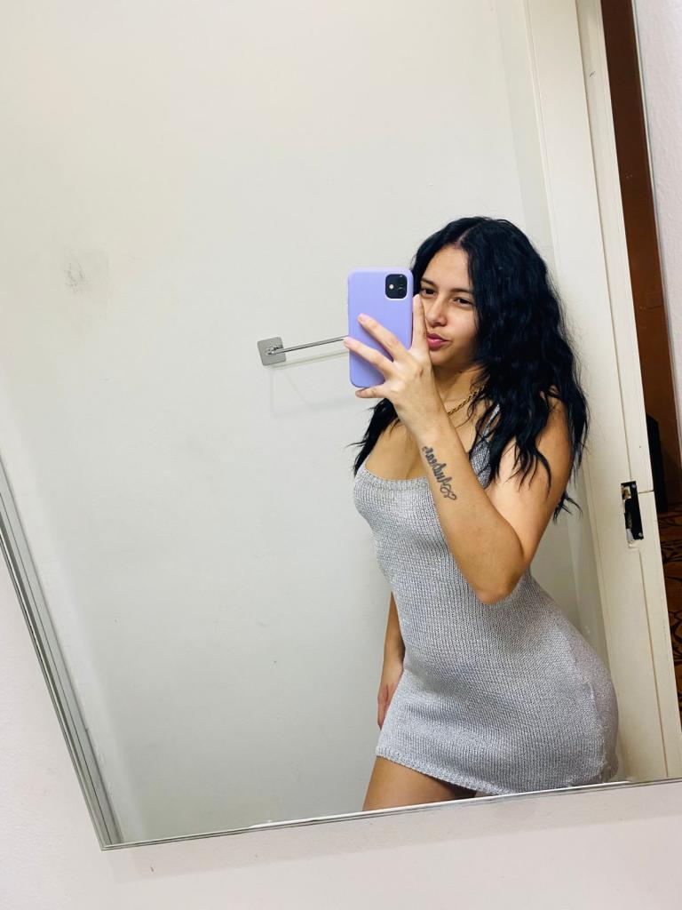 631770280: Chica busca chico en Valencia