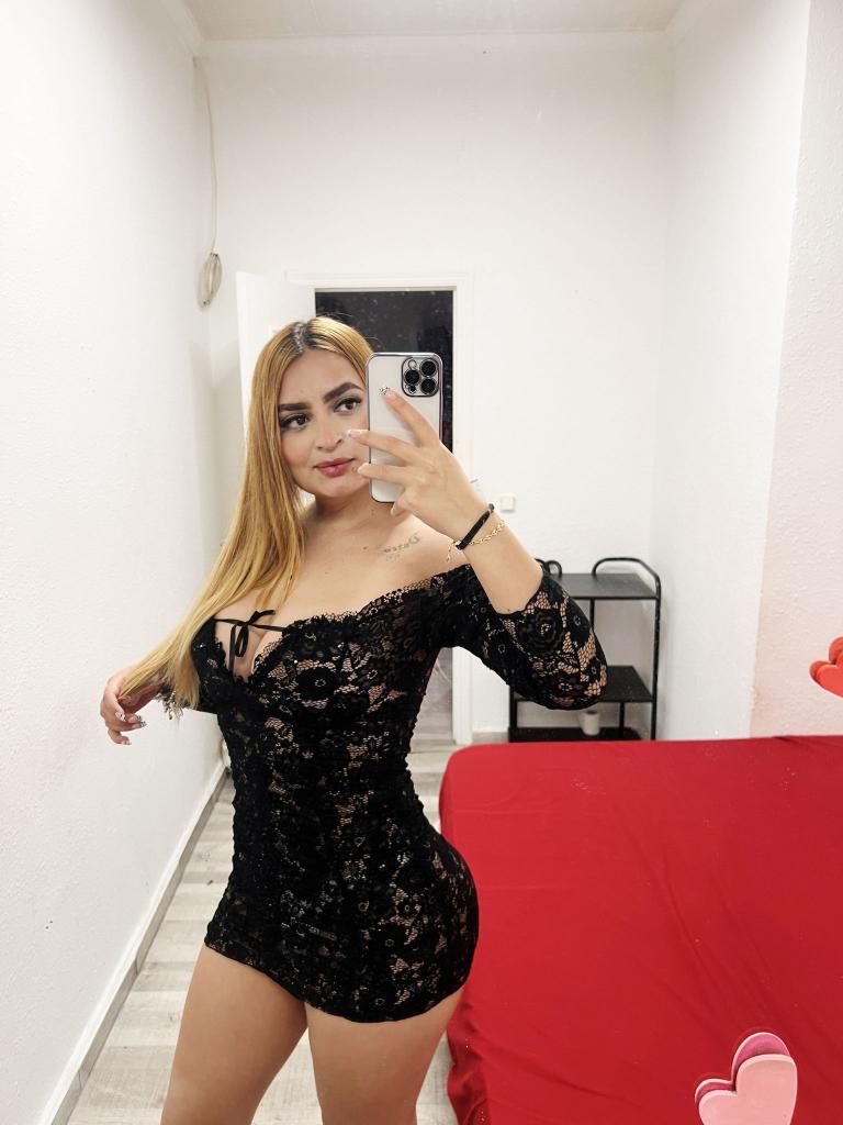 Chica busca chico en Granada: 