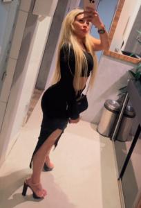 653913486: Chica busca chico en Sevilla