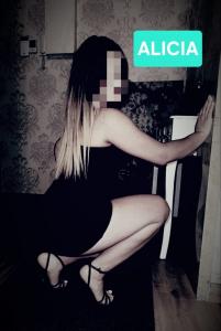 682571436: Chica busca chico en Madrid