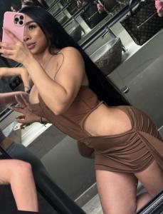 632606285: Chica busca chico en Barcelona