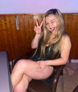 633917228: Chica busca chico en Madrid