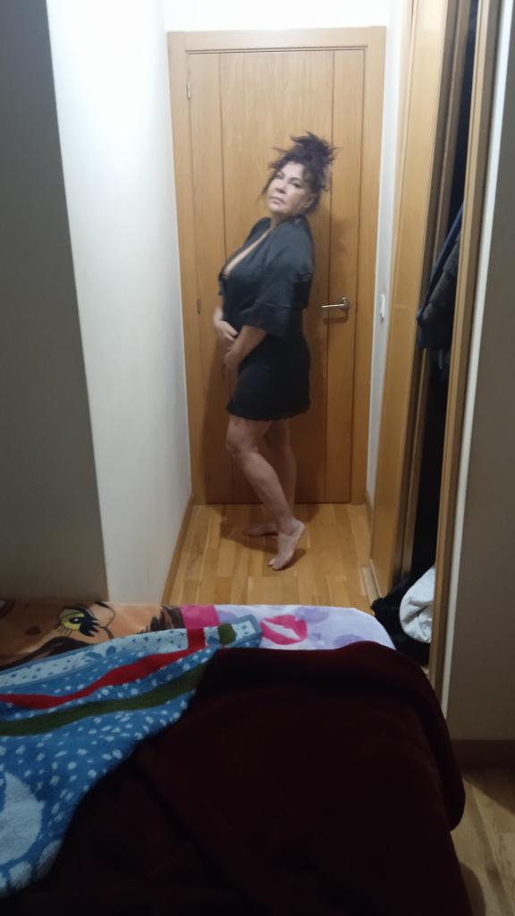 Chica busca chico en Cuenca: 