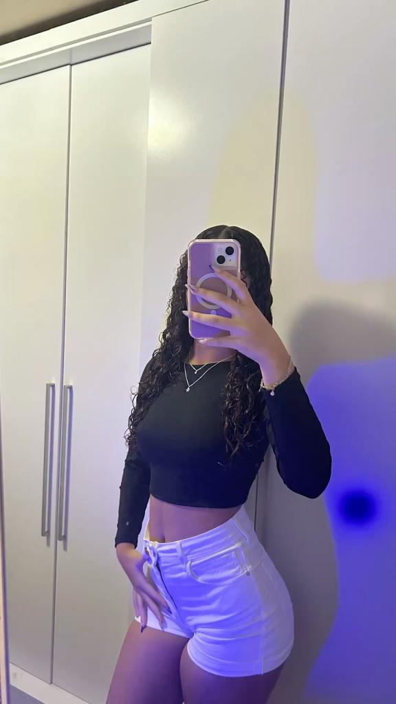 672957483: Chica busca chico en León