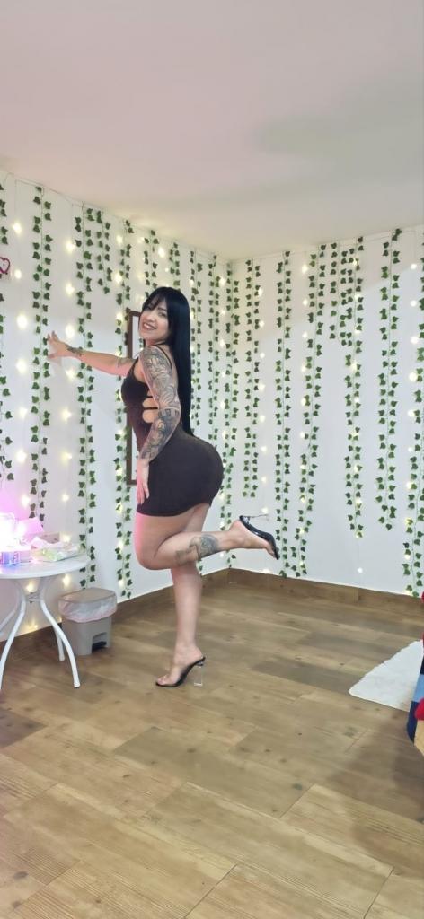 641762589: Chica busca chico en Madrid