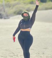 614918881: Chica busca chico en Cádiz