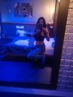 631147932: Chica busca chico en Barcelona