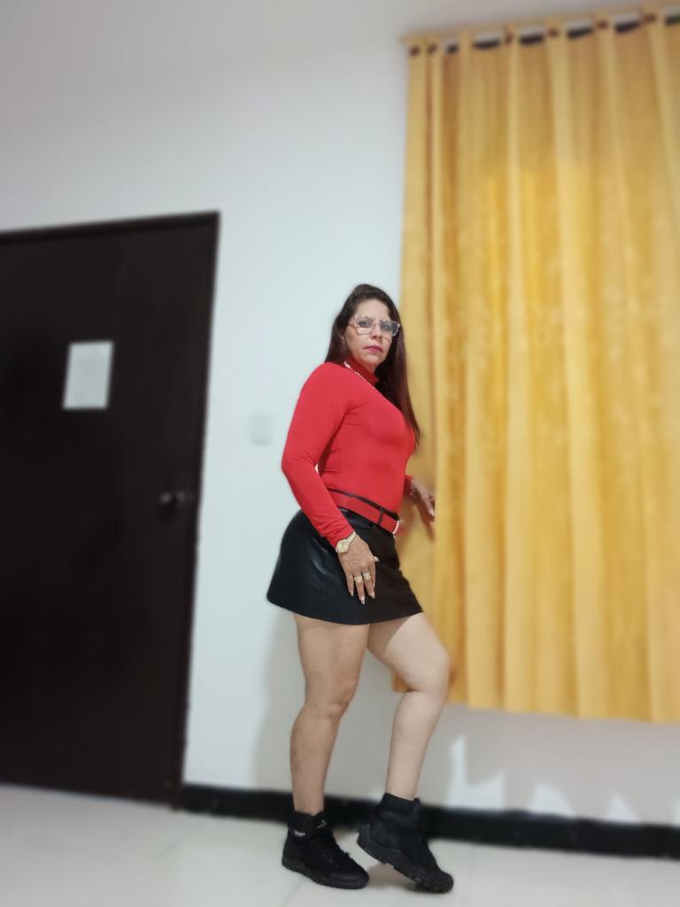 637864787: Chica busca chico en Valencia