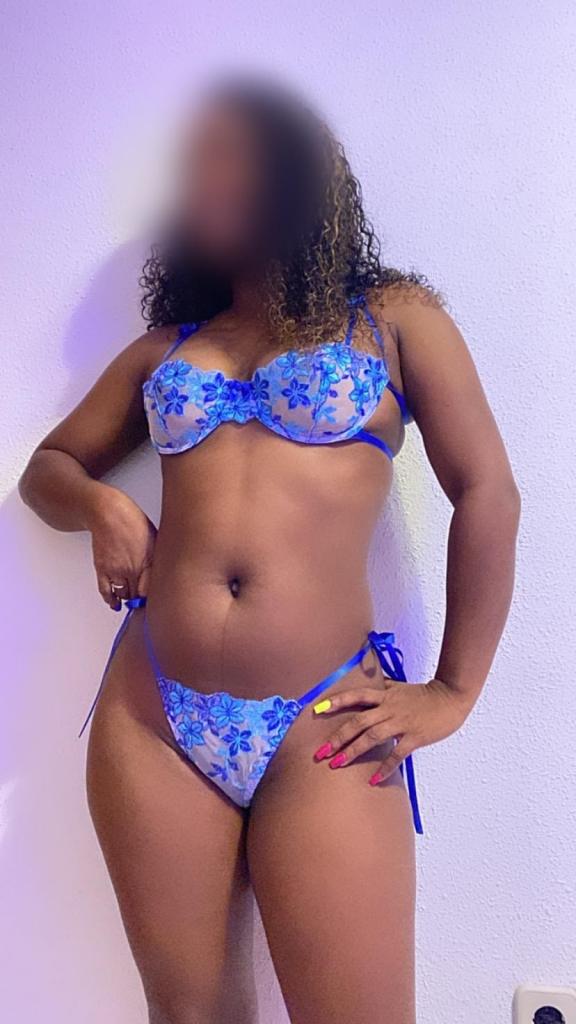 Chica busca chico en Barcelona: 