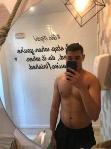 617162962: Chico busca chica en Málaga