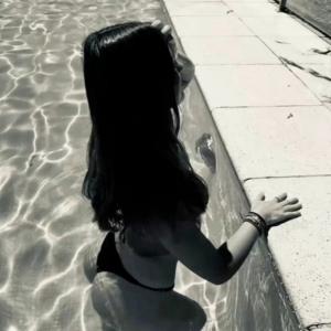 651120499: Chica busca chico en Barcelona