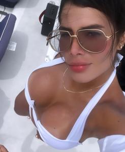 687906152: Chica busca chico en Málaga