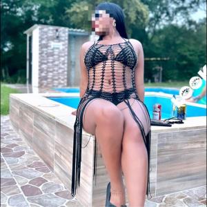 642067392: Chica busca chico en Madrid