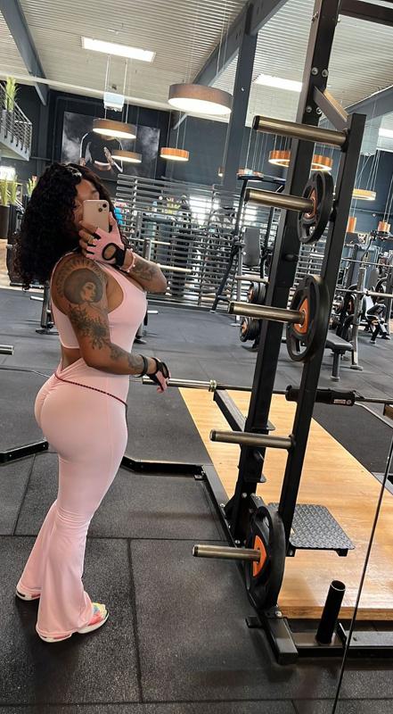 611180275: Chica busca chico en Tarragona