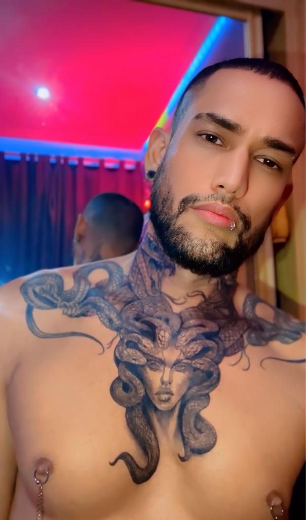 604169691: Chico busca chica en Barcelona