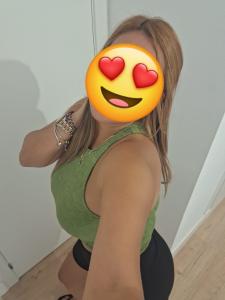 664209525: Chica busca chico en Sevilla